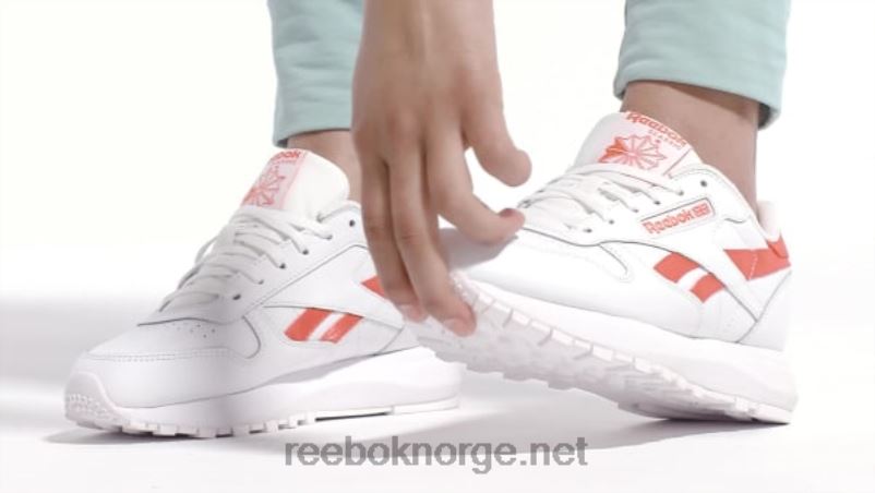 ftwr hvit/halvoransje bluss 2X42N290 Reebok klassiske skinn sp damesko - Bilde 2