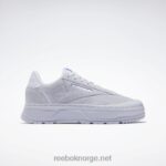 klar syrin 2X42N957 Reebok club c double geo damesko