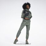 kvinner jegergrønn 2X42N940 Reebok cardi b vevd satengjakke - Bilde 2