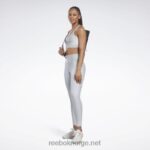 kvinner lilla oase 2X42N726 Reebok yoga strappy sports-bh - Bilde 2