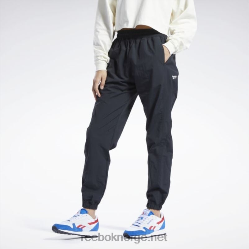 kvinner_nattsvart_2x42n157_reebok_klassiske_franchise_joggebukser.jpg kvinner nattsvart 2X42N157 Reebok klassiske franchise joggebukser - Bilde 1
