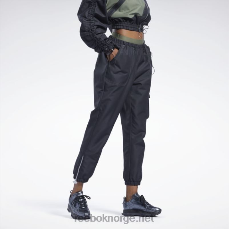 kvinner_svart_2x42n60_reebok_cardi_b_bukser.jpg kvinner svart 2X42N60 Reebok cardi b bukser - Bilde 1