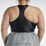 kvinner svart 2X42N950 Reebok cardi b en-skulder crop tank topp (plus size) - Bilde 7