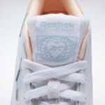 ftwr hvit/blå perle/aura oransje 2X42N424 Reebok klassiske damesko i skinn - Bilde 8