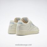 kritt/alabaster/essensiell blå 2X42N16 Reebok club c 85 vintage sko - Bilde 4