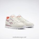 kritt/infundert lilla/ftwr hvit 2X42N81 Reebok klassiske damesko i skinn - Bilde 5