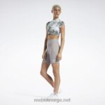 kvinner lett salvie 2X42N984 Reebok klassiske kortermet kortermet t-skjorte med skysprut - Bilde 2