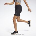 kvinner svart 2X42N436 Reebok logo-shorts med identitet