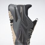 ren grå 6/kjerne sort/myk ecru 2X42N1049 Reebok nano x2 tr adventure treningssko for menn - Bilde 8