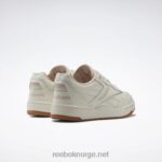 vintage chalk s23-r/myk ecru/reebok gummigummi-03 2X42N234 Reebok bb 4000 ii damesko - Bilde 4